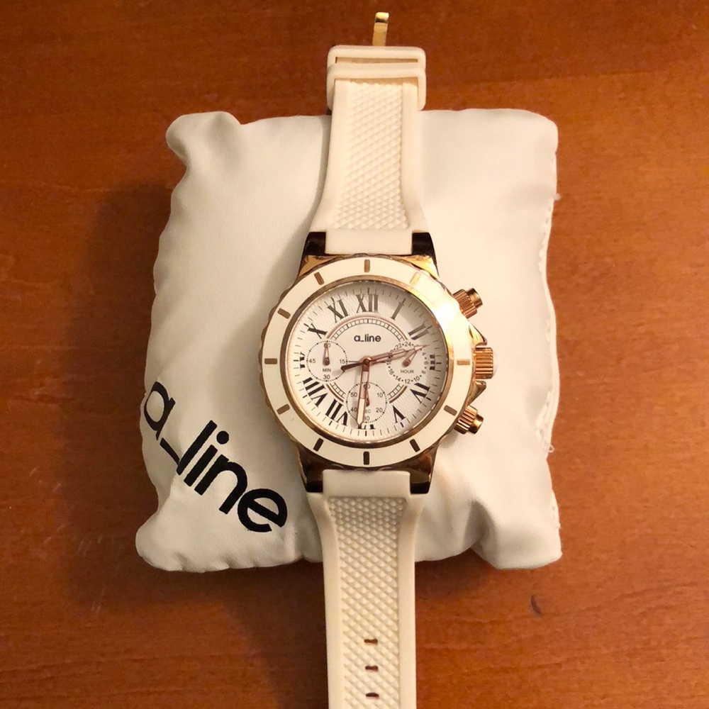 A_line White And Gold Watch